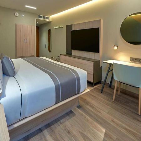 City Express Plus By Marriott Guadalajara Providencia Ngoại thất bức ảnh